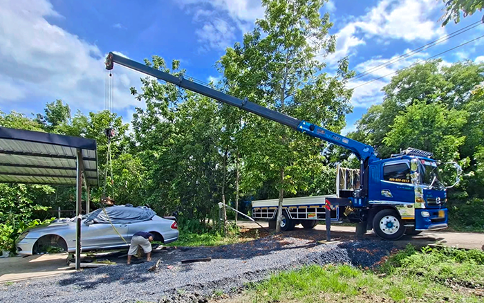 东南亚基建 “顶流”，徐工随车吊高效稳定安全圈粉无数