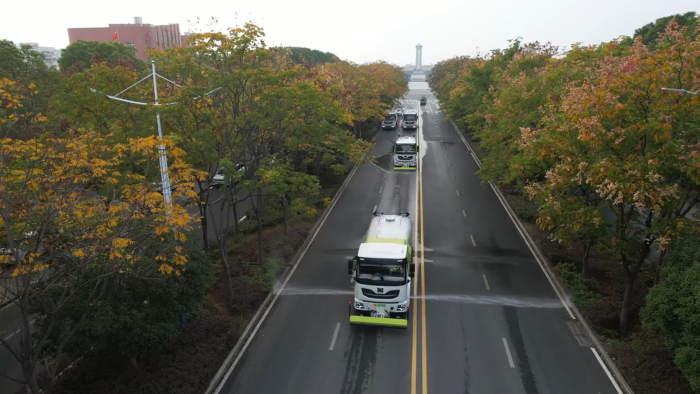 1+1＞2！徐工“洗扫清洗”黄金搭档，还原美丽天门靓丽本色